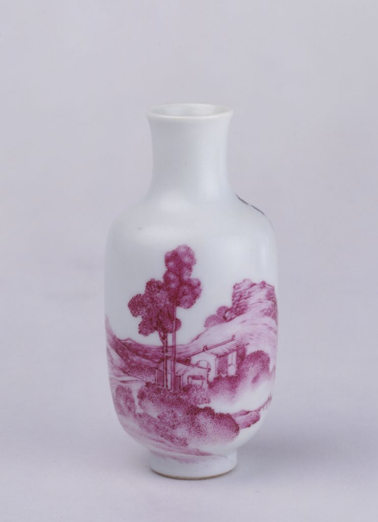 图片[1]-Qianlong style rouge red color landscape vase-China Archive